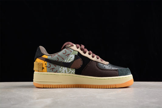 Tênis Nike Air Force 1 - Cactus Jack