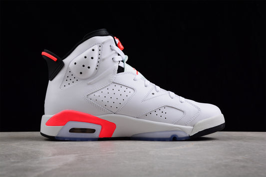 Tênis Nike Air Jordan 6 - Infrared White