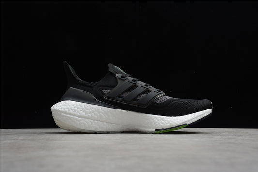 Tênis Adidas Ultra Boost 21 - Black