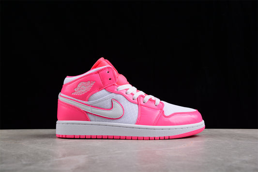 Tênis Nike Air Jordan 1 Mid - Hyper Pink