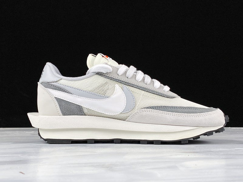 Tênis Nike Sacai - White
