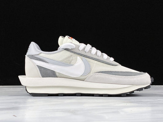 Tênis Nike Sacai - White