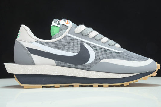 Tênis Nike Sacai - Cool Grey