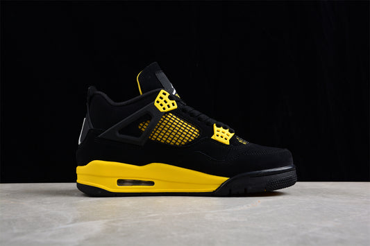 Tênis Nike Air Jordan 4 - Thunder