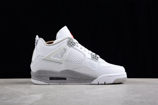 Tênis Nike Air Jordan 4 - White Oreo