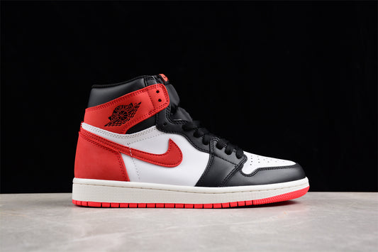 Tênis Nike Air Jordan 1 High - Track Red