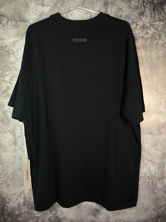 Camiseta Essentials - Black Logo