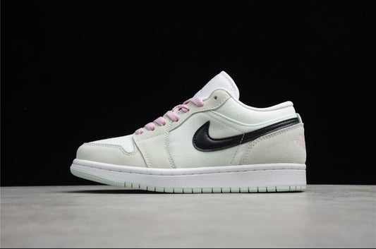 Tênis Nike Air Jordan 1 Low - Barely Green