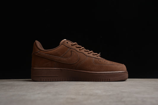 Tênis Nike Air Force 1 - Supreme Marrom