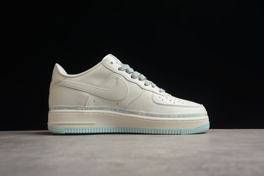 Tênis Nike Air Force 1 - Moonlight