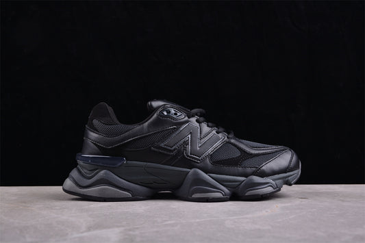 Tênis New Balance 9060 - Triple Black