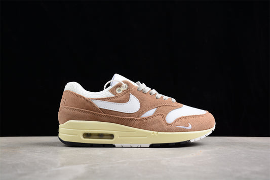 Tênis Nike Air Max 1 - Sail Coconut Milk