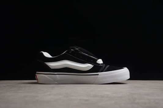 Tênis Vans Knu Skool - Black/White