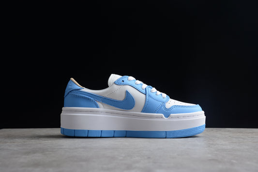 Tênis Nike Air Jordan 1 Low Elevate - UNC