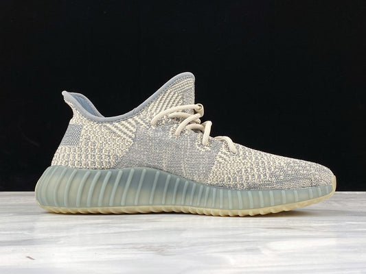 Tênis Adidas Yeezy Boost 350v2  - Ash Blue