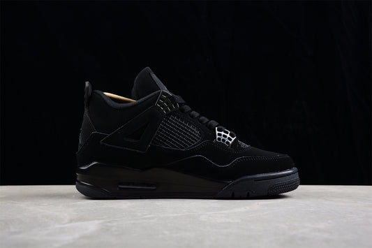 Tênis Nike Air Jordan 4 - Black Cat