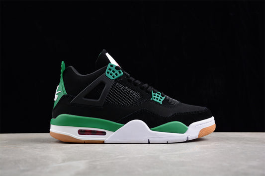 Tênis Nike Air Jordan 4 - Black Green