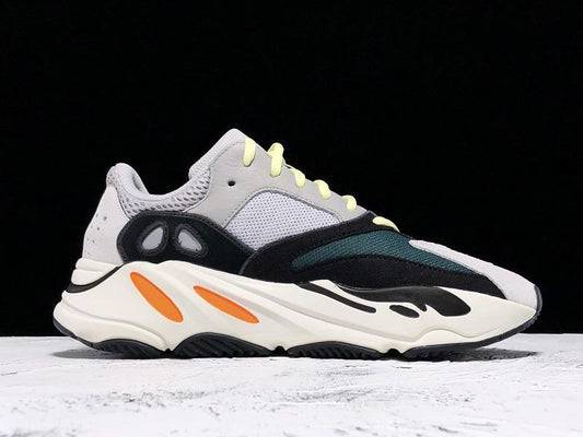 Tênis Adidas Yeezy 700 - Wave Runner