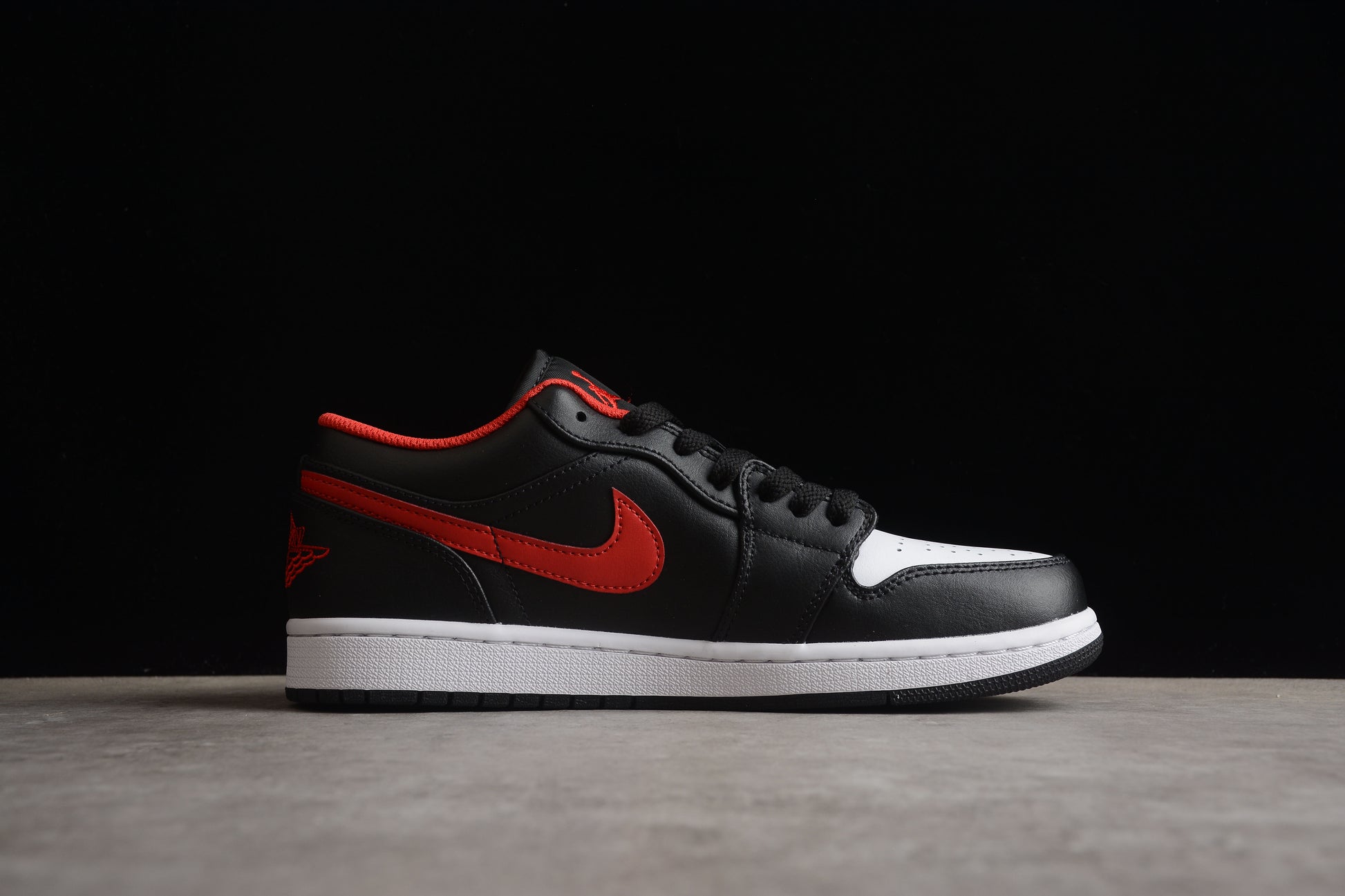 Nike Shoe Air Jordan Low Black Red Grey Tênis Nike Air Jordan Low